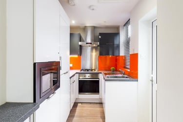 4 bed house, Guildford Street, Shelton, Stoke, ST42EP - Image 5