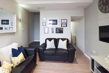 4 bed house, Thornton Road, Shelton, Stoke, ST42BD - Image 1