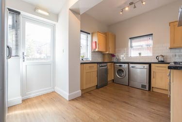 7 bed house, Francis Avenue, Southsea, Portsmouth, PO40ER - Image 5