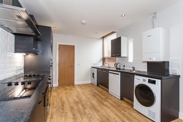 8 bed house, Pentyrch Street, Cathays, Cardiff, CF244JX - Image 5