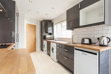 7 bed house, Coburn Street, Plasnewydd, Cardiff, CF244BT - Image 3