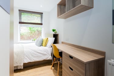 7 bed flat, Bankfield Road, Springwood, Huddersfield, HD13HR - Image 2