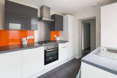 5 bed house, Beresford Street, Shelton, Stoke, ST42EX - Image 3