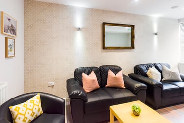 6 bed house, Leek Road, Shelton, Stoke, ST42BW - Image 9