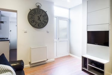 4 bed house, Ashford Street, Shelton, Stoke, ST42EL - Image 3