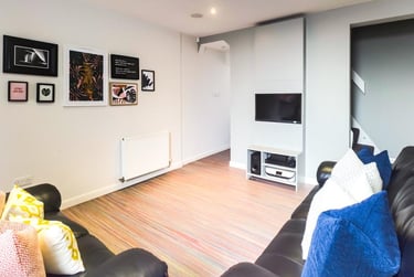 3 bed house, Carlton Road, Shelton, Stoke, ST42BG - Image 3