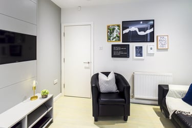 4 bed house, Guildford Street, Shelton, Stoke, ST42EP - Image 1