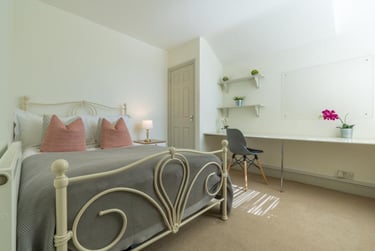6 bed house, Devonshire Avenue, Southsea, Portsmouth, PO49EG - Image 2
