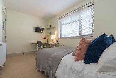 6 bed house, Orchard Road, Fratton, Portsmouth, PO40AB - Image 7