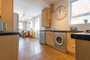 7 bed house, Manners Road, University of Portsmouth, Portsmouth, PO40BA - Image 4