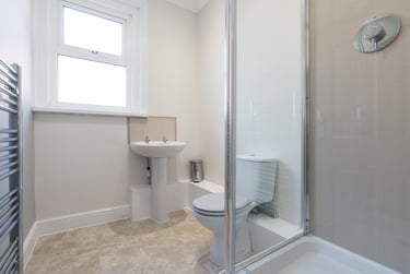 9 bed house, St Andrews Road, University of Portsmouth, Portsmouth, PO51ES - Image 2