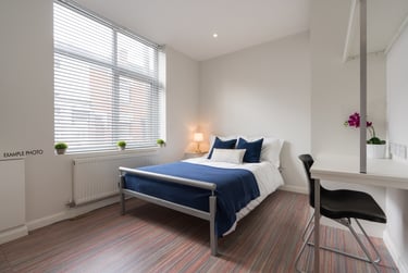 3 bed house, Carlton Road, Shelton, Stoke, ST42BG - Image 4