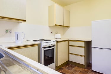 4 bed house, Pluto Close, Charlestown, Salford, M66HF - Image 4