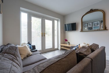 8 bed house, Harriet Street, Cathays, Cardiff, CF244BU - Image 1