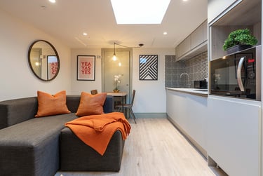 1 bed studio, Mount Pleasant, City Centre, Liverpool, L35SL - Image 1
