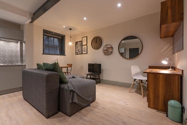 1 bed studio, Rodney Street, City Centre, Liverpool, L19ED - Image 1