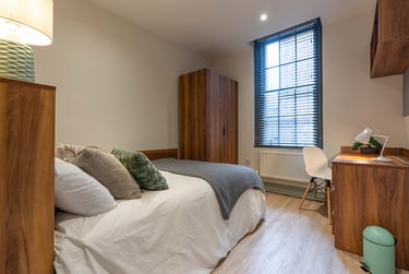 1 bed studio, Rodney Street, City Centre, Liverpool, L19ED - Image 1