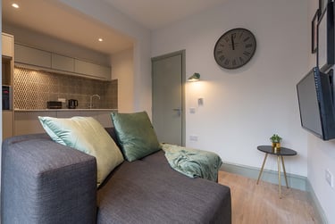 1 bed studio, Rodney Street, City Centre, Liverpool, L19ED - Image 5