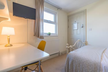 7 bed house, Harriet Street, Cathays, Cardiff, CF244BU - Image 12