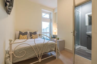 7 bed house, Keppoch Street, Plasnewydd, Cardiff, CF243JS - Image 13