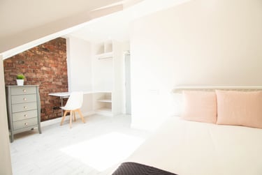 7 bed house, Langton Road, Toxteth, Liverpool, L152HS - Image 3
