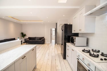 7 bed house, Woodcroft Road, Toxteth, Liverpool, L152HG - Image 1