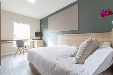 4 bed flat, Morrison Circus, Haymarket, Edinburgh, EH38DX - Image 9