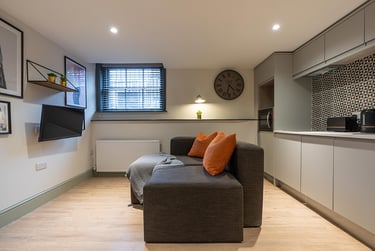 1 bed studio, Rodney Street, City Centre, Liverpool, L19ED - Image 1