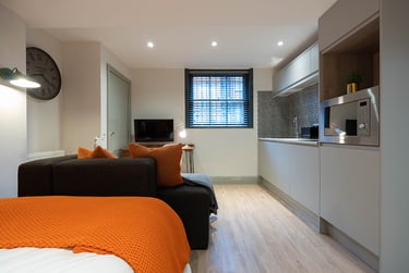 1 bed studio, Rodney Street, City Centre, Liverpool, L19ED - Image 1