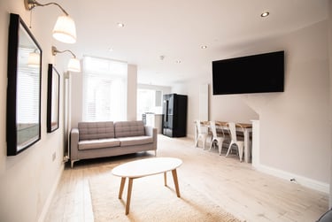 6 bed house, Seaman Road, Wavertree, Liverpool, L153HZ - Image 1