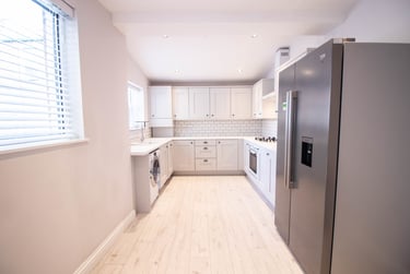 7 bed house, Langton Road, Toxteth, Liverpool, L152HT - Image 4