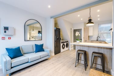 5 bed house, Beverly Road, Fallowfield, Manchester, M146TG - Image 2