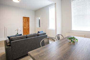 2 bed house, Helmsley Road, Sandyford, Newcastle, NE21DL - Image 1