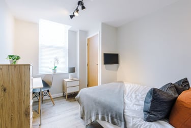 6 bed house, Hazelwood Avenue, Jesmond, Newcastle, NE23HX - Image 2