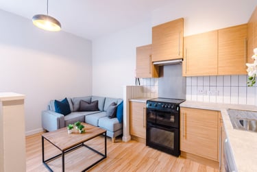 4 bed flat, Jesmond Road, Sandyford, Newcastle, NE21NJ - Image 2
