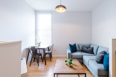 4 bed flat, Jesmond Road, Sandyford, Newcastle, NE21NJ - Image 1