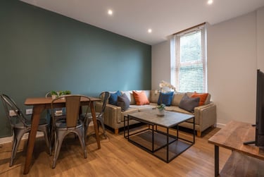 5 bed flat, Jesmond Road, Sandyford, Newcastle, NE21NL - Image 1