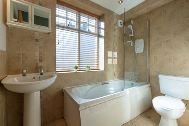 4 bed flat, Jesmond Road, Jesmond Vale, Newcastle, NE21JY - Image 2
