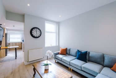 6 bed house, Milking Stile Lane, City Centre, Lancaster, LA15QB - Image 1