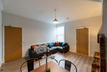 6 bed house, Forsyth Road, Jesmond, Newcastle, NE23DB - Image 2