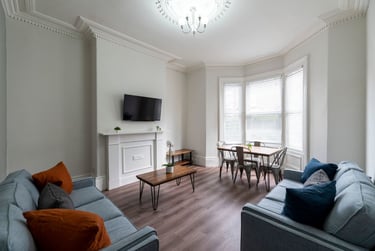 6 bed house, Cardigan Terrace, Heaton, Newcastle, NE65HS - Image 1