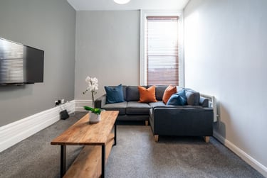 3 bed flat, Osborne Road, Jesmond, Newcastle, NE22AS - Image 1