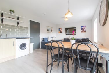 4 bed flat, Morrison Circus, Haymarket, Edinburgh, EH38DX - Image 8