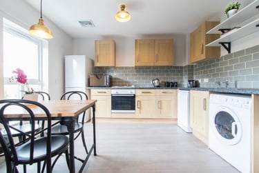 4 bed flat, Morrison Circus, Haymarket, Edinburgh, EH38DX - Image 9
