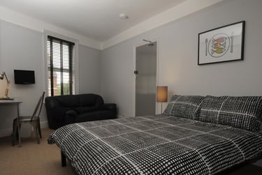 6 bed house, Iddesleigh Road, Mount Pleasant, Exeter, EX46LY - Image 6