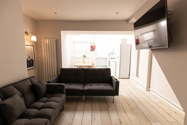 5 bed house, 3 Gladstone Terrace, City Centre, Lancaster, LA11DW - Image 2