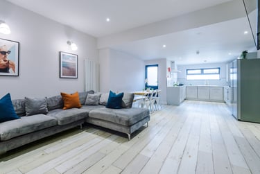 8 bed house, 66 Woodcroft Road, Toxteth, Liverpool, L152HQ - Image 1