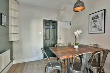 6 bed house, Wrentham Estate, Old Tiverton Road, Mount Pleasant, Exeter, EX46ND - Image 12