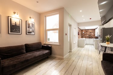 7 bed house, 12 Manton Road, Kensington, Liverpool, L66BL - Image 1
