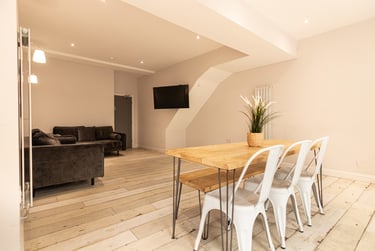 8 bed house, 30 Alderson Road, Toxteth, Liverpool, L152HL - Image 1